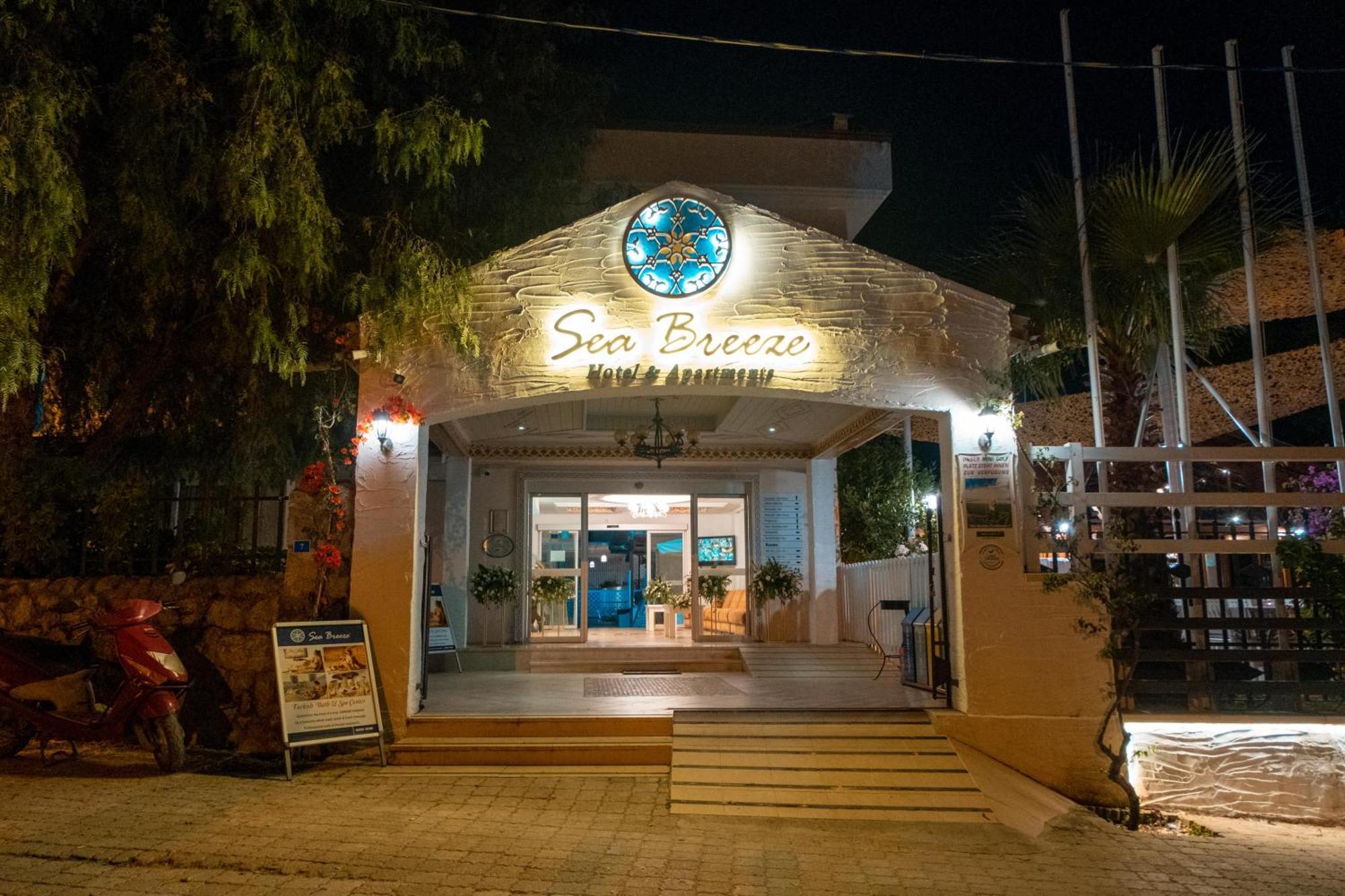 Sea Breeze Hotel And Apartments Oludeniz Exterior foto