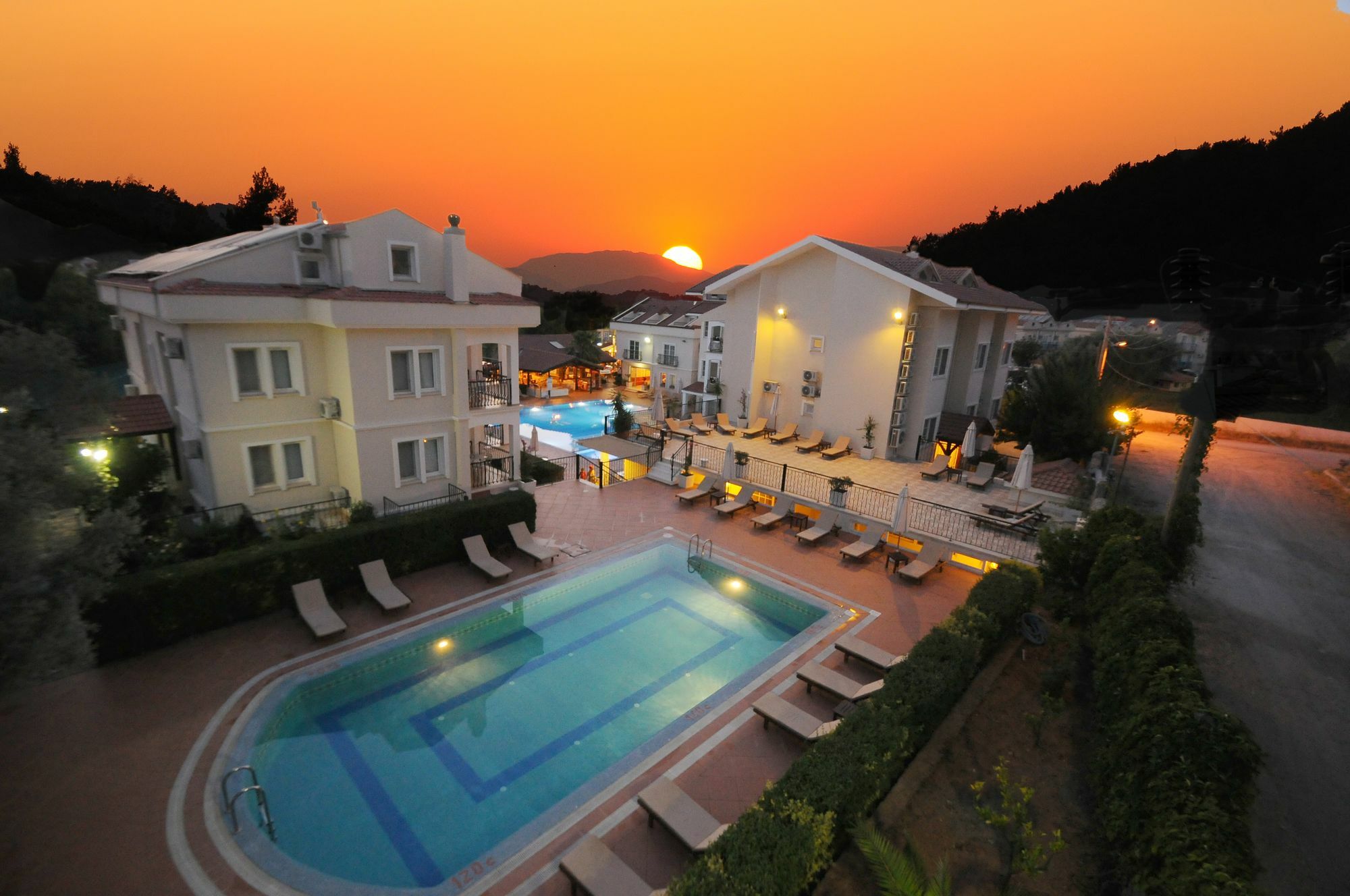 Sea Breeze Hotel And Apartments Oludeniz Exterior foto